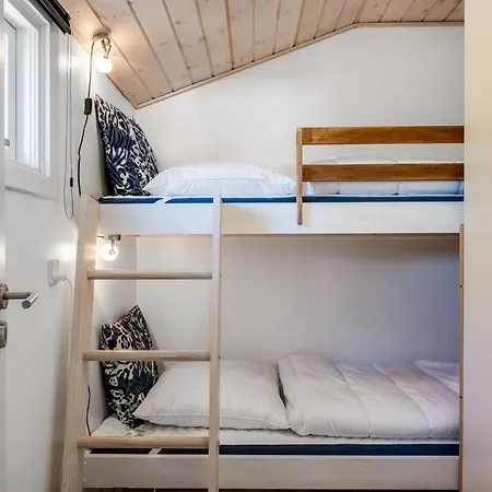 Stilla - 150m From The Sea By Interhome *