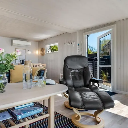 Stilla - 150m From The Sea By Interhome Сasa de vacaciones Hejls